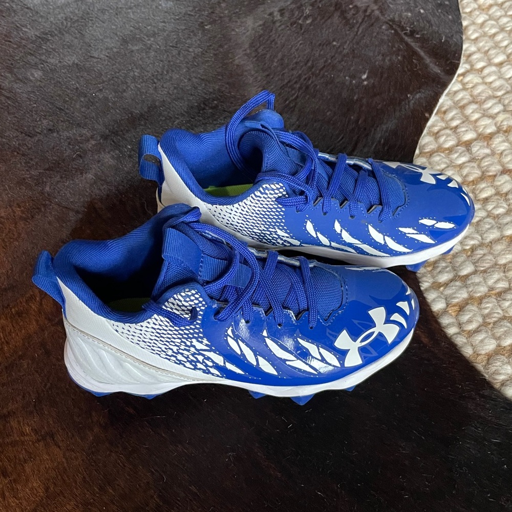 Under armour football cleats